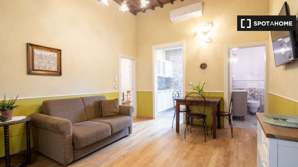 Apartment Florence, 2 beds, 60m² — photo 1