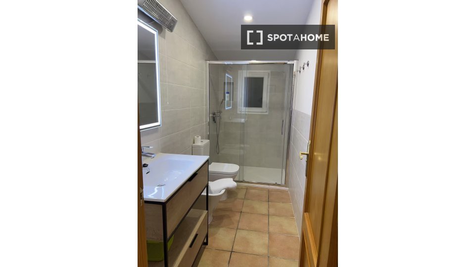 Apartment Valencia, 3 beds, 130m² — photo 10