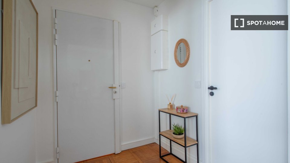 Apartment Paris, 1 bed, 47m² — photo 3