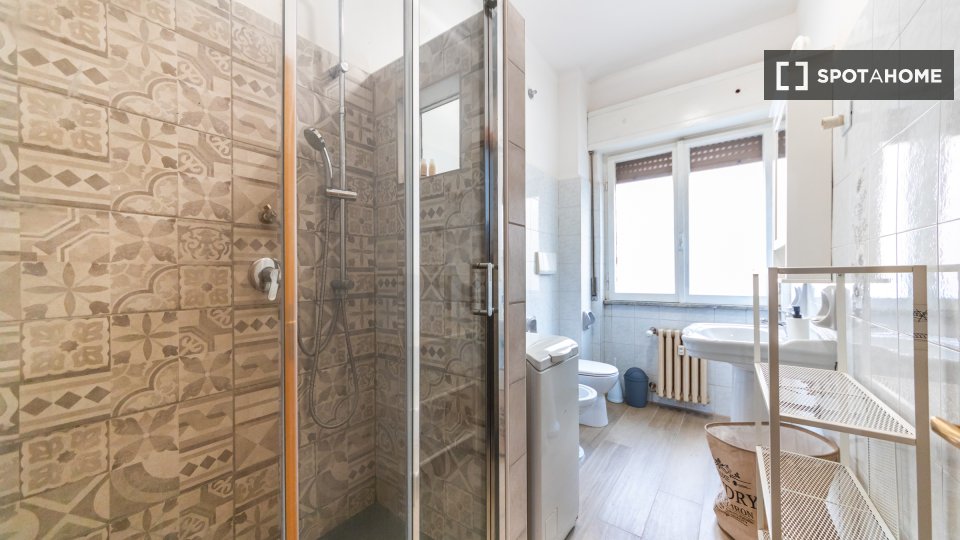 Double room Rome, 2 beds, 70m² — photo 9