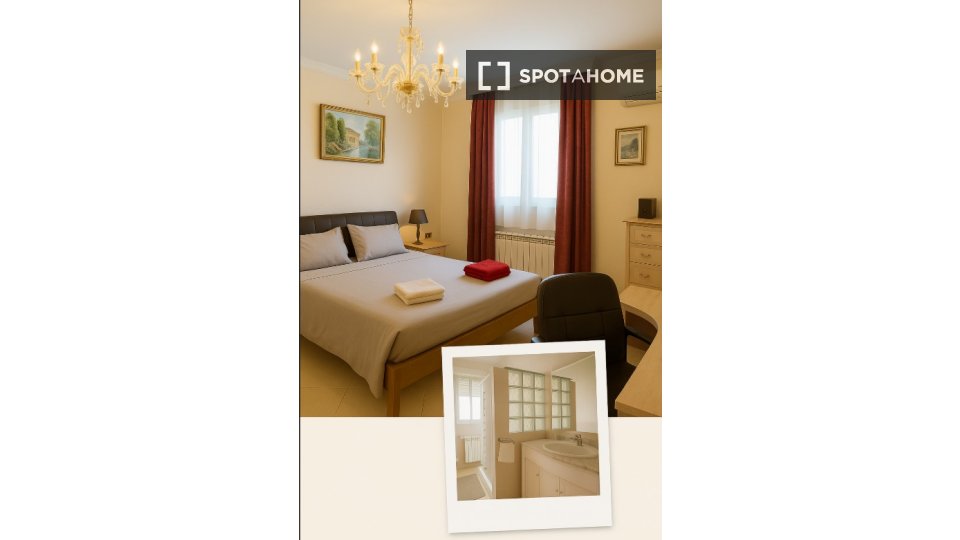 Double room Granada, 3 beds — photo 3