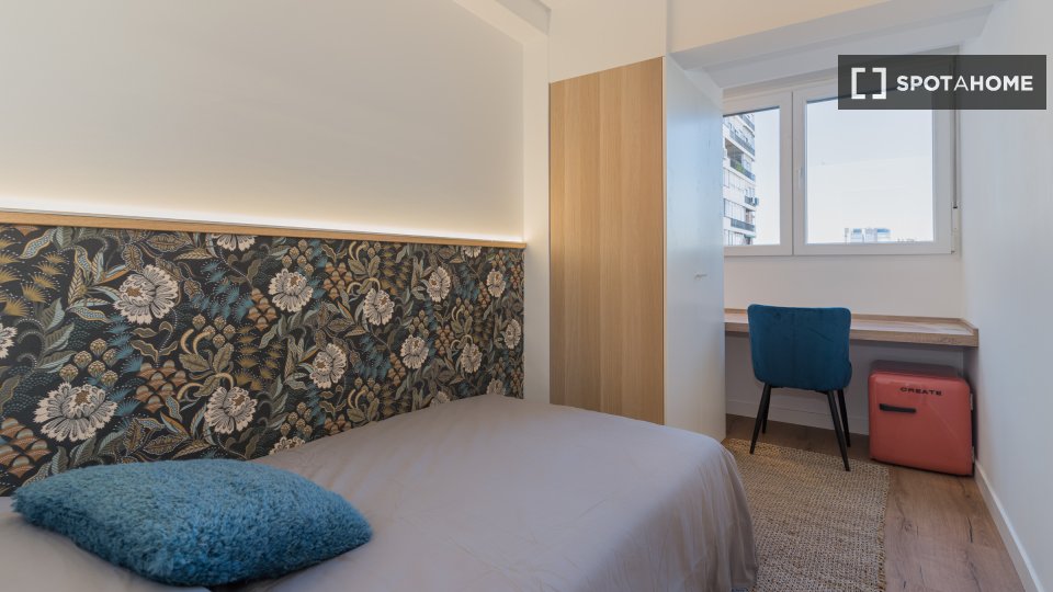 Double room Madrid, 6 beds — photo 13
