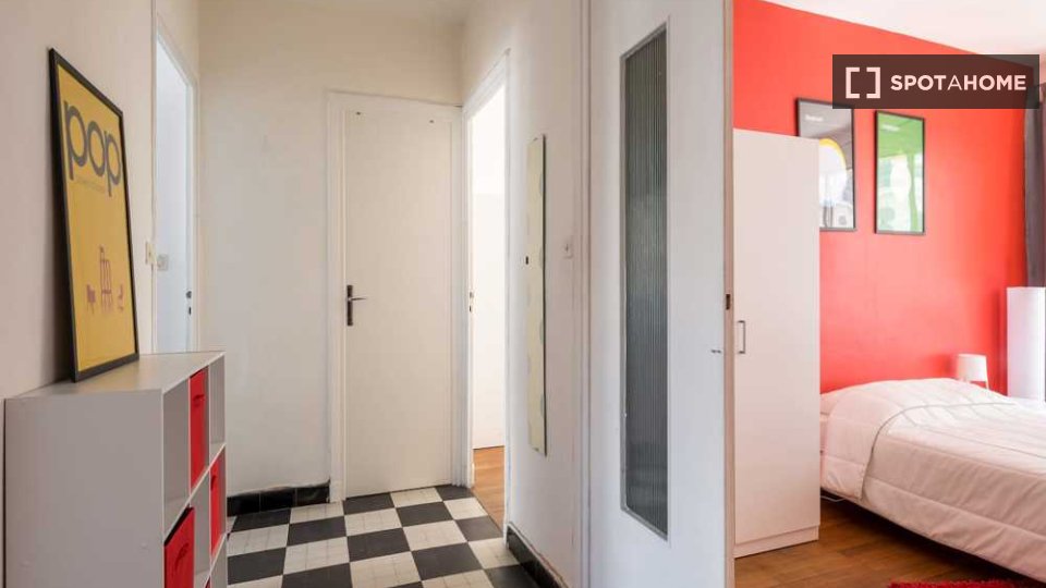 Double room Lyon, 3 beds, 70m² — photo 4