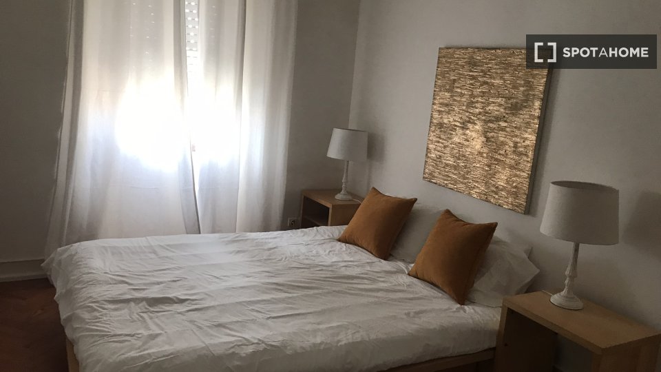 Apartment Lisbon, 4 beds — photo 5