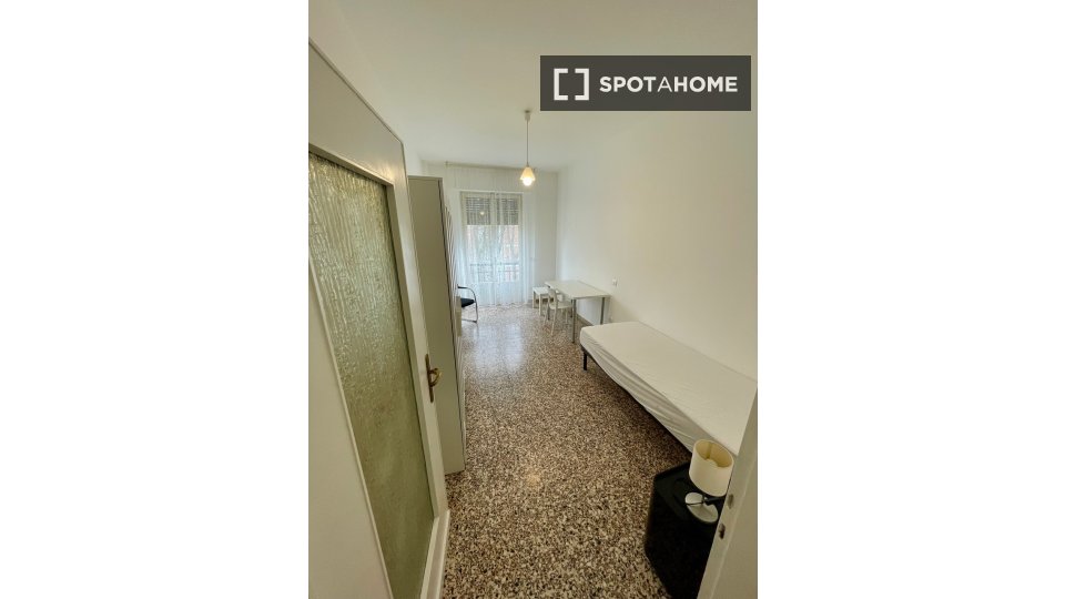 Double room Milan, 4 beds, 120m² — photo 1