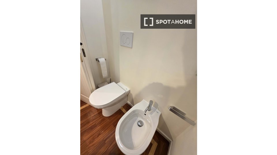 Double room Rome, 4 beds, 102m² — photo 6