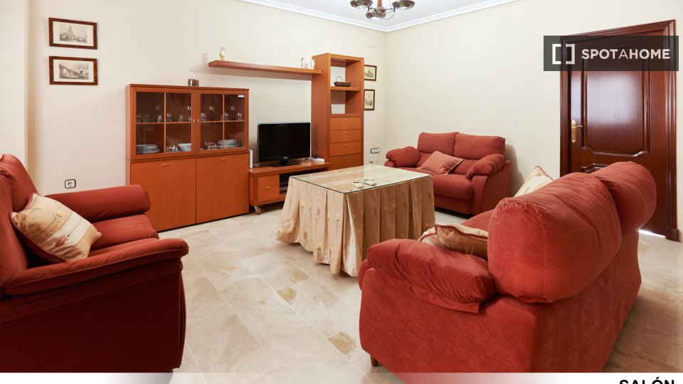 Double room Seville, 4 beds — photo 92