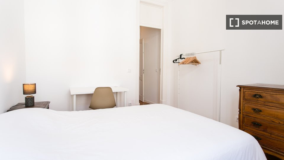 Double room Lisbon, 8 beds — photo 1