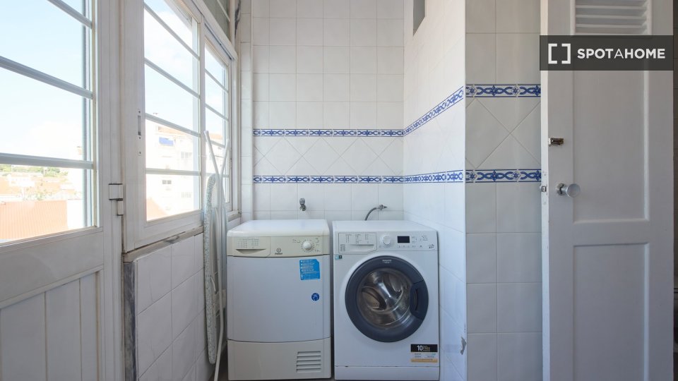Double room Lisbon, 7 beds — photo 6
