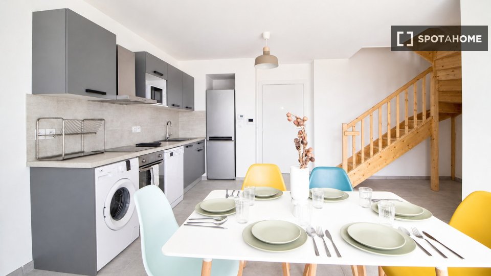 Double room Lyon, 5 beds — photo 23