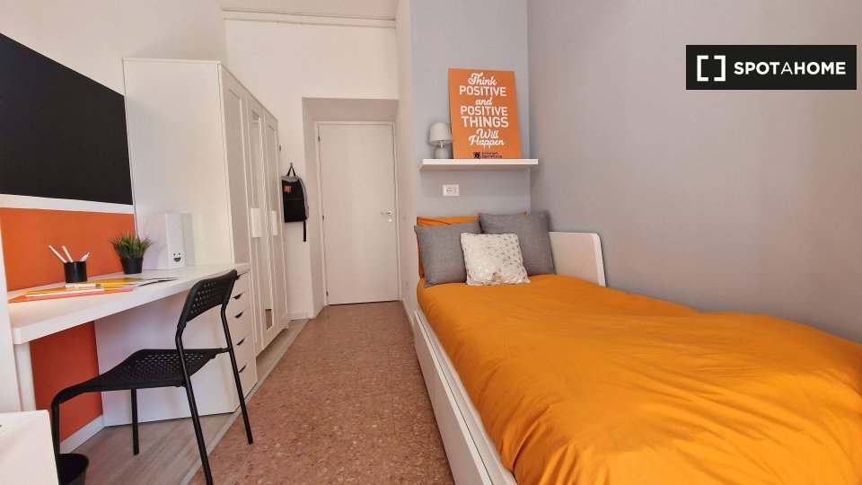 Double room Rome, 6 beds — photo 4