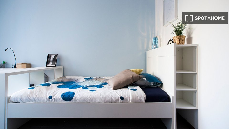Double room Lyon, 3 beds, 80m² — photo 11