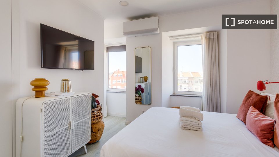 Apartment Lisbon, 1 bed — photo 49
