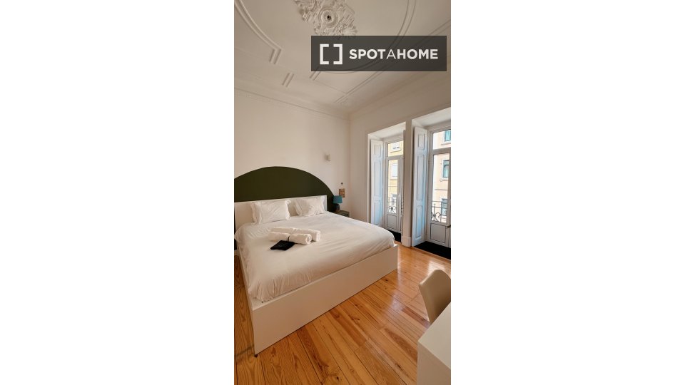 Double room Lisbon, 6 beds, 140m² — photo 42