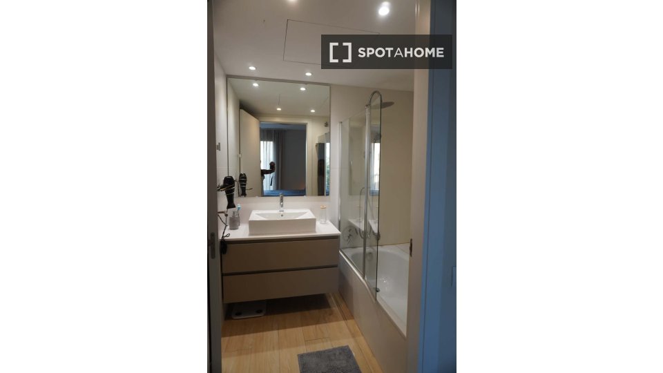 Apartment Barcelona, 1 bed, 70m² — photo 10
