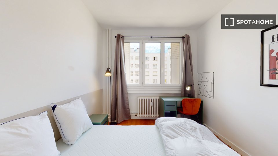 Double room Lyon, 15 beds — photo 13