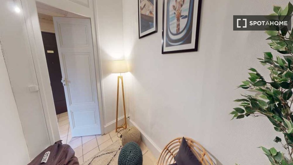 Double room Lyon, 4 beds, 110m² — photo 9