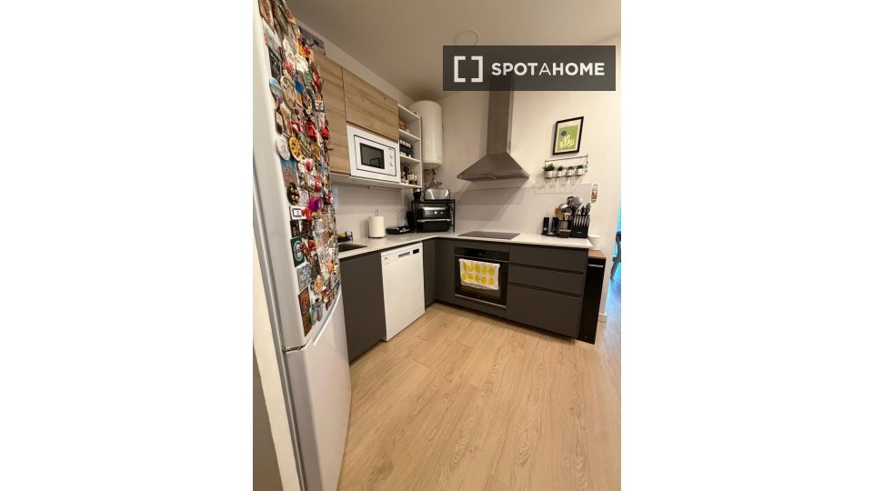 Apartment mono Barcelone, 2 chambres, 77m² — photo 3