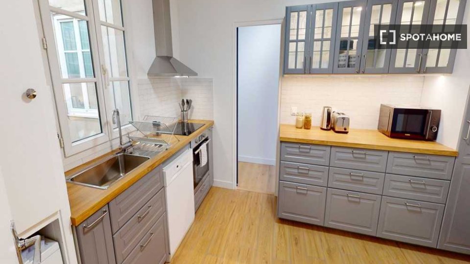 Double room Paris, 6 beds, 150m² — photo 5