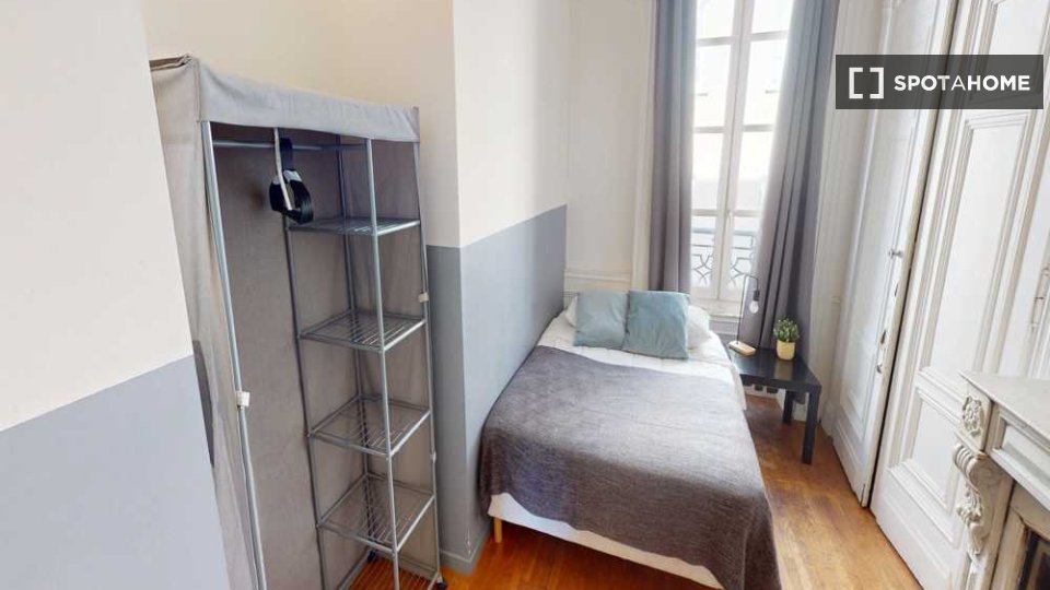Camera doppia Lione, 5 camere, 130m² — foto 9