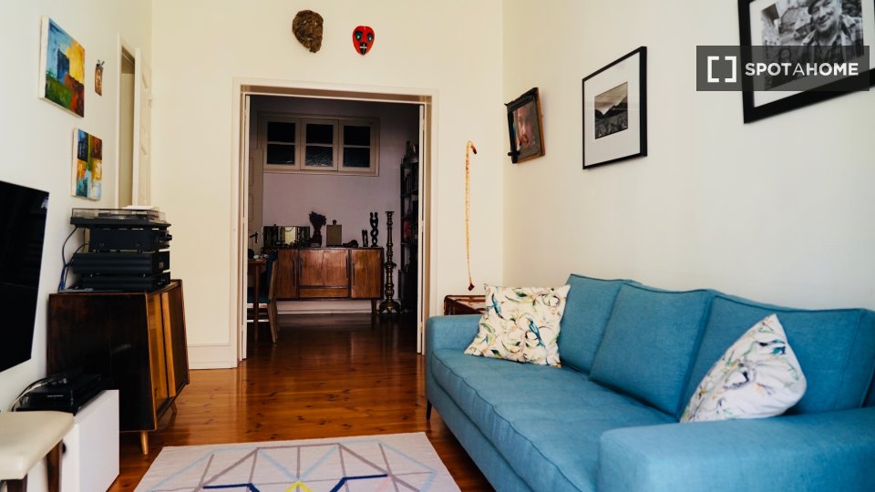 Double room Lisbon, 2 beds, 70m² — photo 3