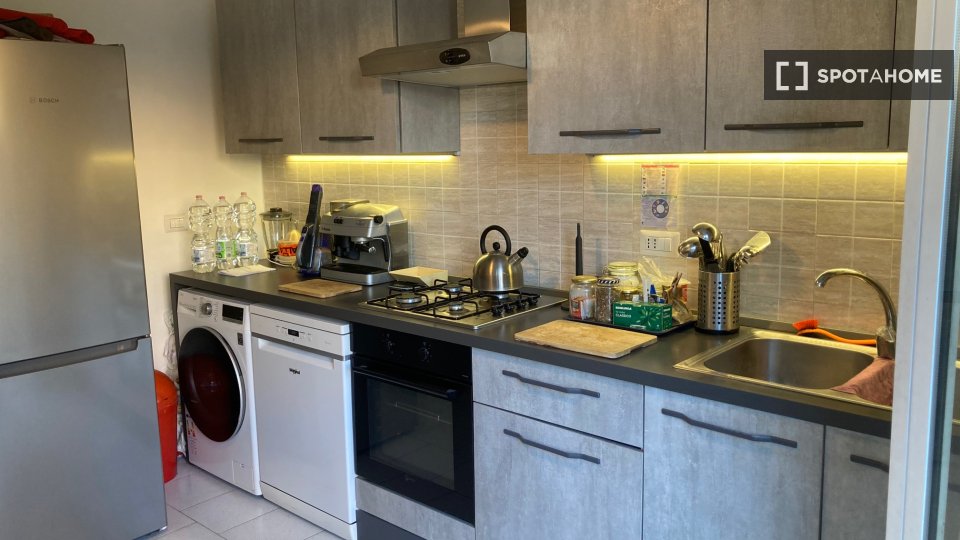 Double room Milan, 1 bed, 78m² — photo 17