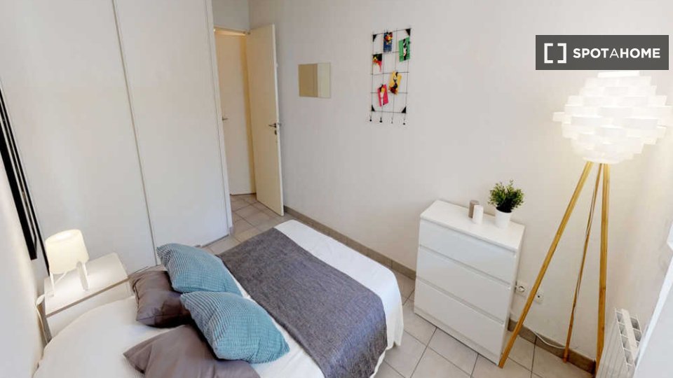 Double room Lyon, 4 beds, 70m² — photo 6
