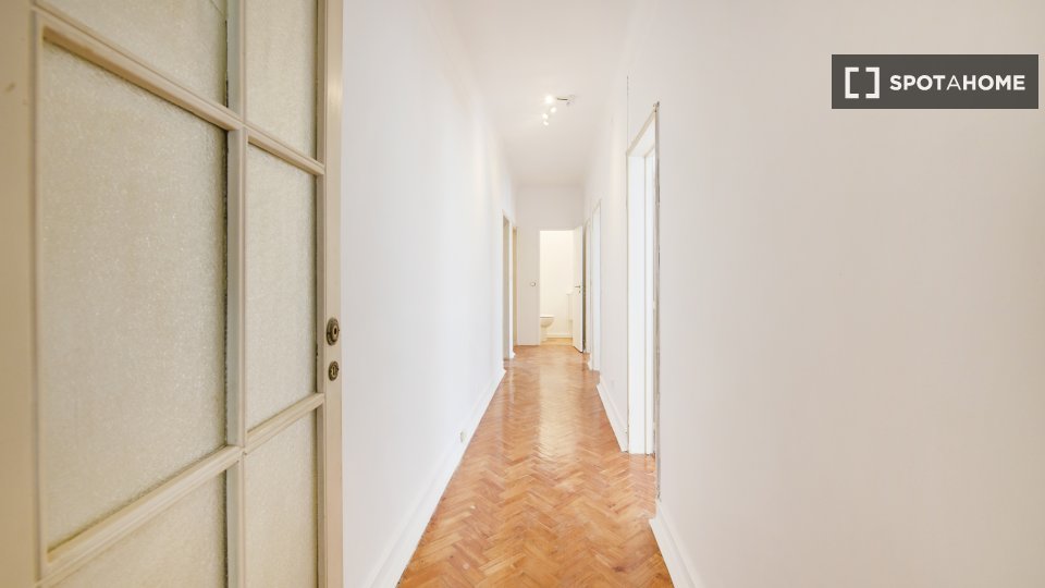 Double room Lisbon, 8 beds — photo 6