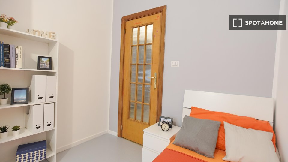 Double room Naples, 5 beds — photo 4