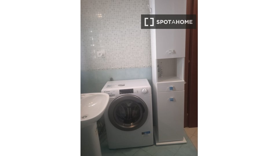 Double room Milan, 1 bed, 60m² — photo 12