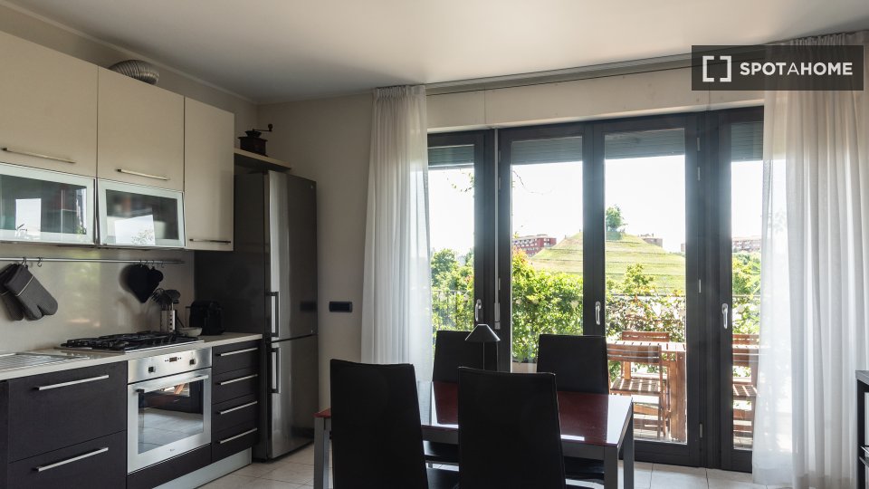 Apartment Milan, 1 bed, 74m² — photo 7