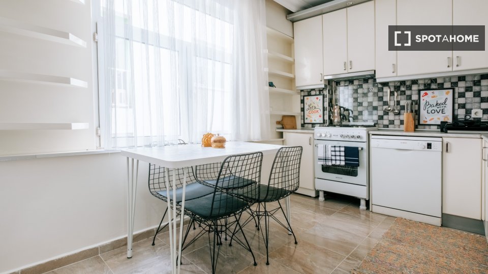 Apartment Istanbul, 1 bed — photo 9