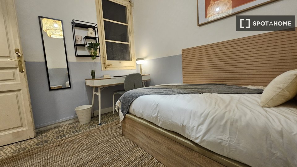 Double room Barcelona, 4 beds, 100m² — photo 21