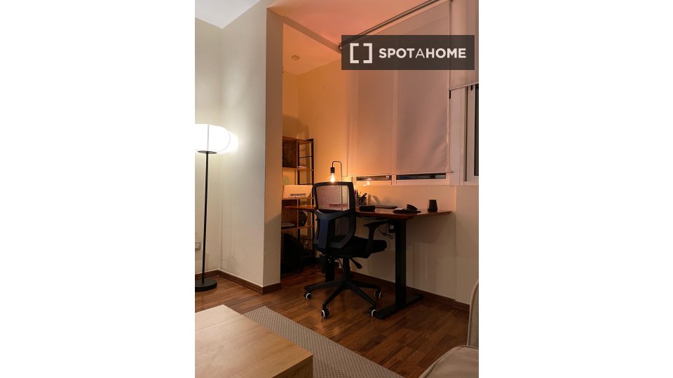 Apartment Barcelona, 1 bed, 46m² — photo 8