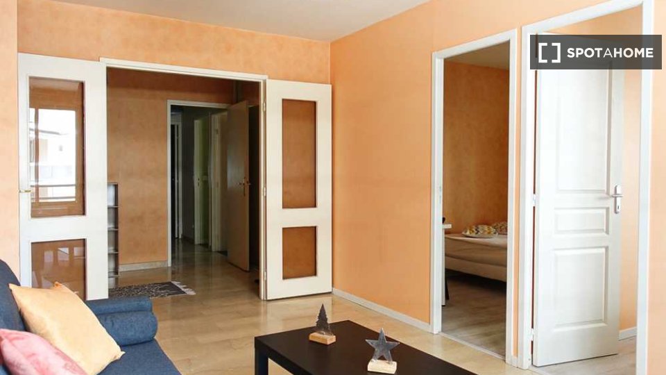 Double room Lyon, 4 beds, 100m² — photo 3