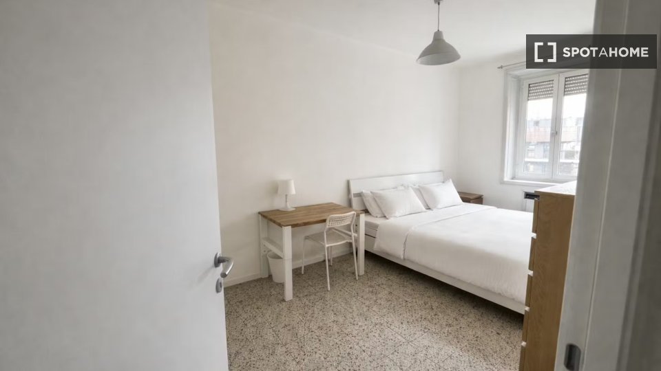 Double room Milan, 3 beds, 120m² — photo 6