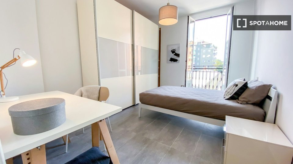 Double room Milan, 3 beds — photo 5