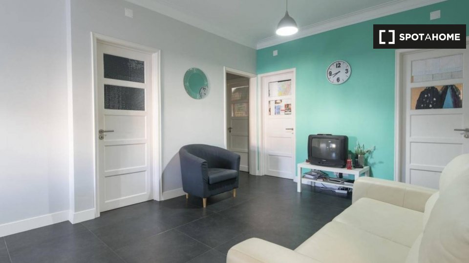 Double room Lisbon, 4 beds, 160m² — photo 6