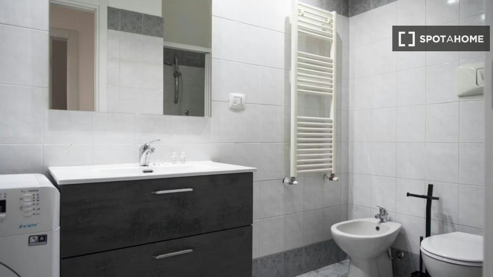 Apartment Milan, 1 bed — photo 13