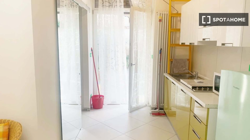Apartment Turin, 1 bed, 49m² — photo 1