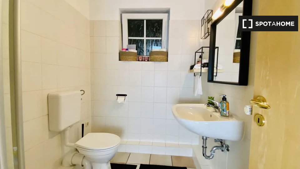 Apartment Hamburg, 2 beds, 94m² — photo 7