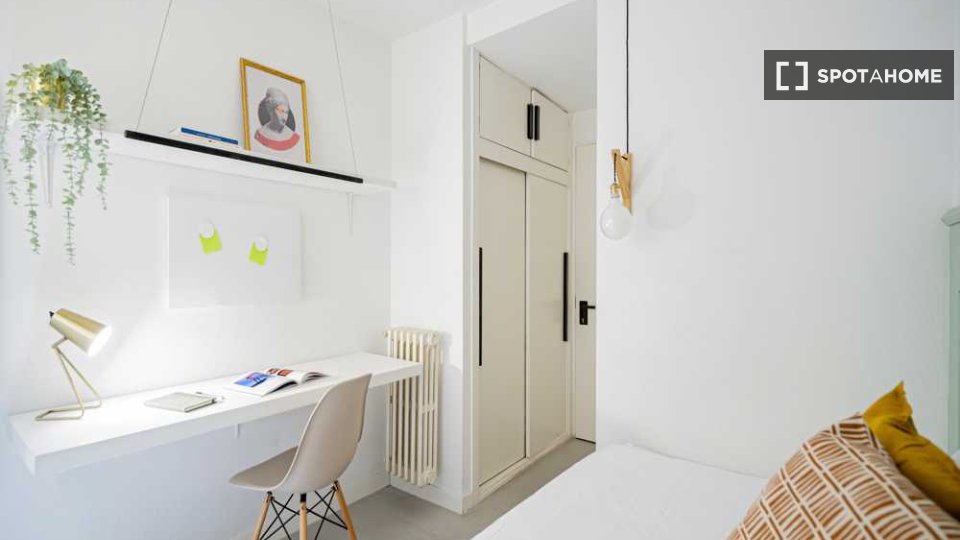 Habitación doble Madrid, 67 habitaciones — foto 73
