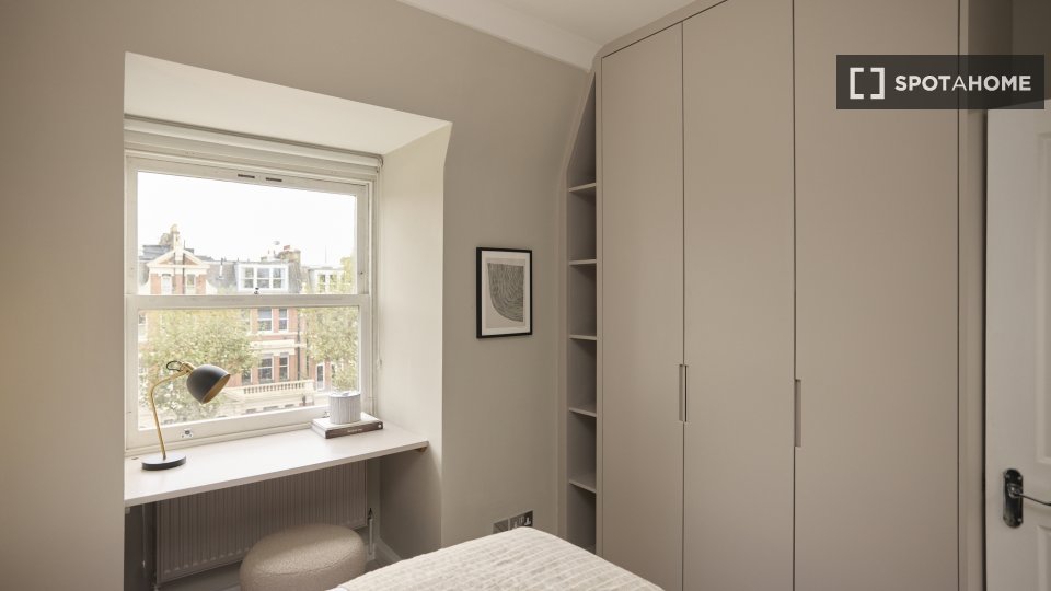 Apartment London, 3 beds, 83m² — photo 19