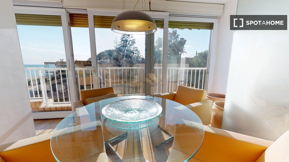 Apartment Alicante, 3 beds — photo 18