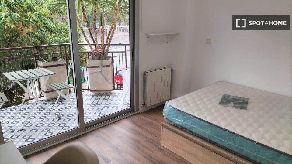 Double room Valencia, 4 beds — photo 4