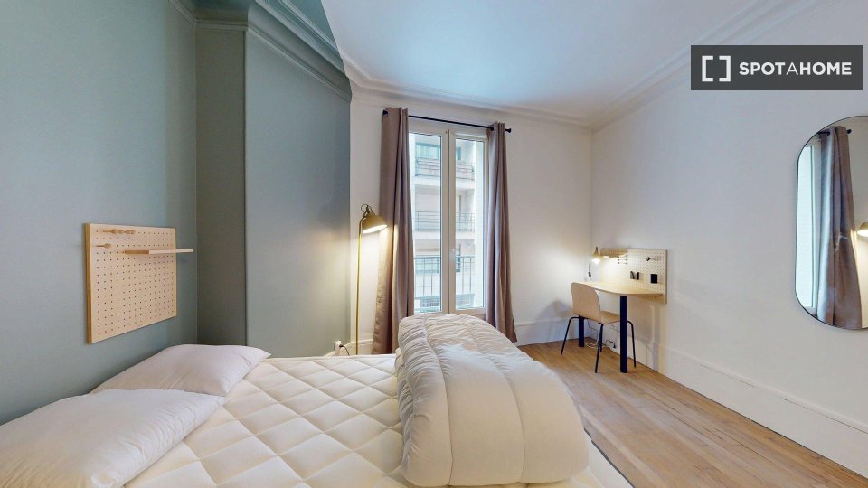 Double room Paris, 4 beds — photo 19