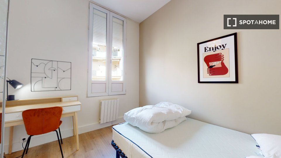 Double room Montpellier, 18 beds — photo 11