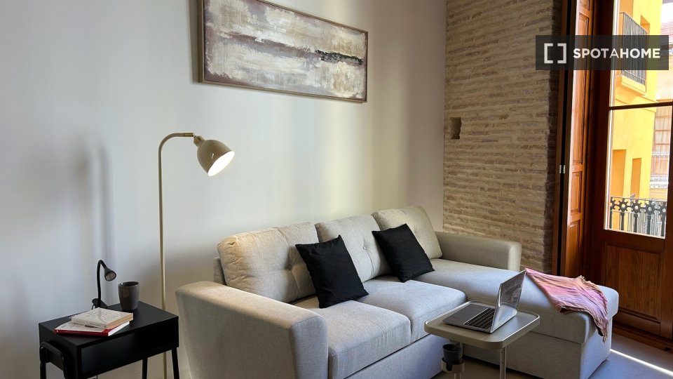 Apartment mono Valencia, 65m² — photo 1