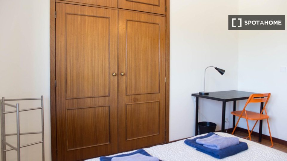 Double room Porto, 5 beds, 100m² — photo 11