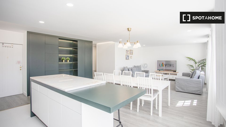 Apartment Porto, 3 beds, 150m² — photo 8
